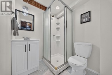 10 JEFFREY STREET Brampton (Northgate) Ontario photo 40