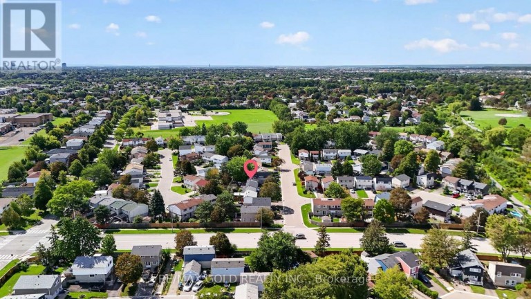 10 JEFFREY STREET, Brampton (Northgate), Ontario, L6S2M9