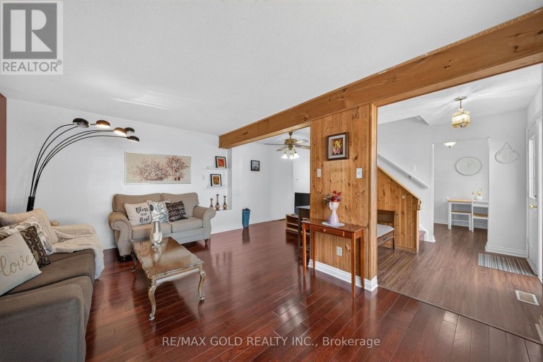 10 JEFFREY STREET, Brampton (Northgate), Ontario, L6S2M9