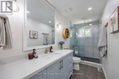 396 JANE AVENUE Oshawa (Northglen) Ontario photo 18