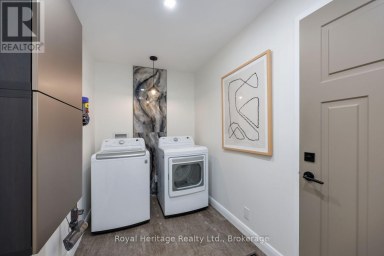 396 JANE AVENUE Oshawa (Northglen) Ontario photo 29