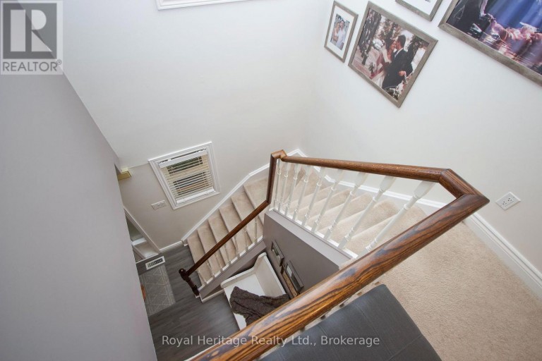 11 HARMAN DRIVE, Ajax (Central), Ontario, L1S5H4