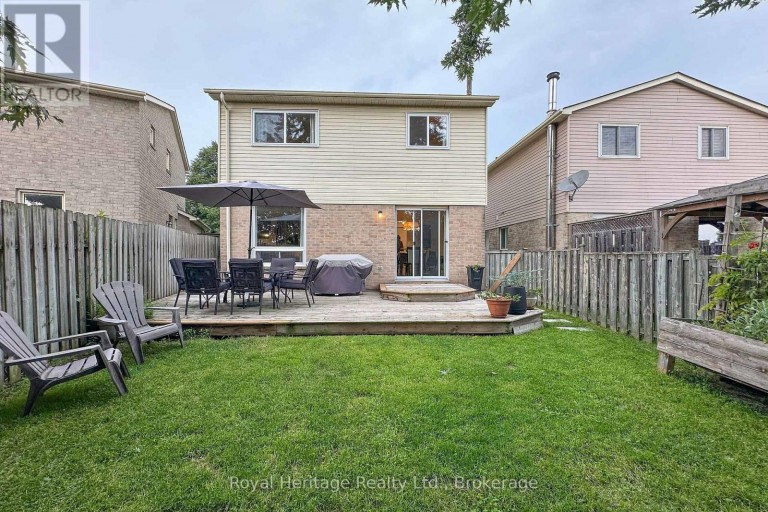 11 HARMAN DRIVE, Ajax (Central), Ontario, L1S5H4