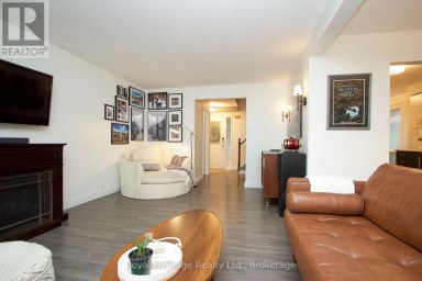 11 HARMAN DRIVE Ajax (Central) Ontario photo 9