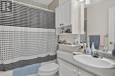 22 CHARLES COURT Selwyn Ontario photo 27