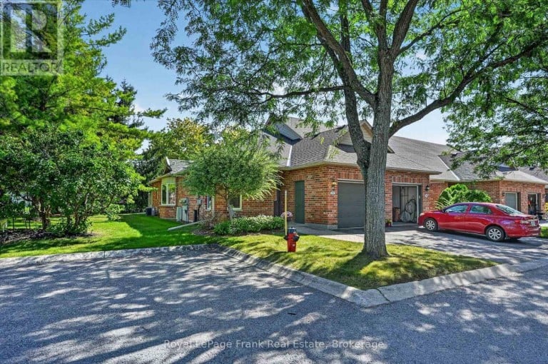 22 CHARLES COURT, Selwyn, Ontario, K0L2H0