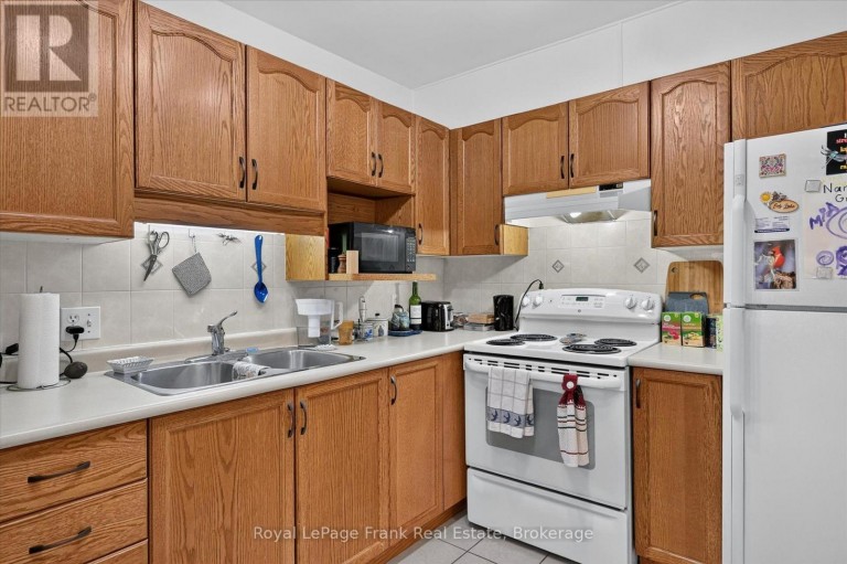 22 CHARLES COURT, Selwyn, Ontario, K0L2H0