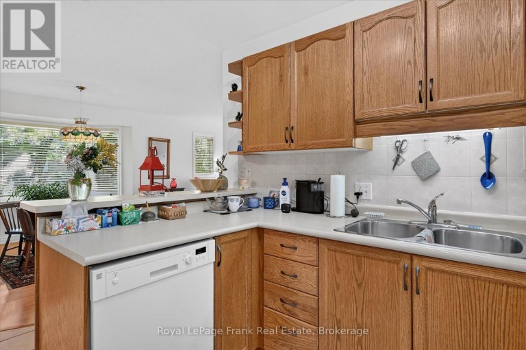 22 CHARLES COURT, Selwyn, Ontario, K0L2H0