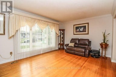 492 ROBERT ROAD Peterborough (Otonabee Ward 1) Ontario photo 17