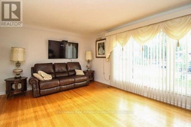 492 ROBERT ROAD Peterborough (Otonabee Ward 1) Ontario photo 19