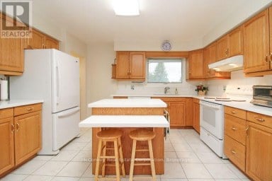 492 ROBERT ROAD Peterborough (Otonabee Ward 1) Ontario photo 22
