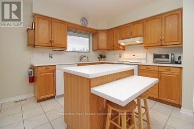 492 ROBERT ROAD Peterborough (Otonabee Ward 1) Ontario photo 27