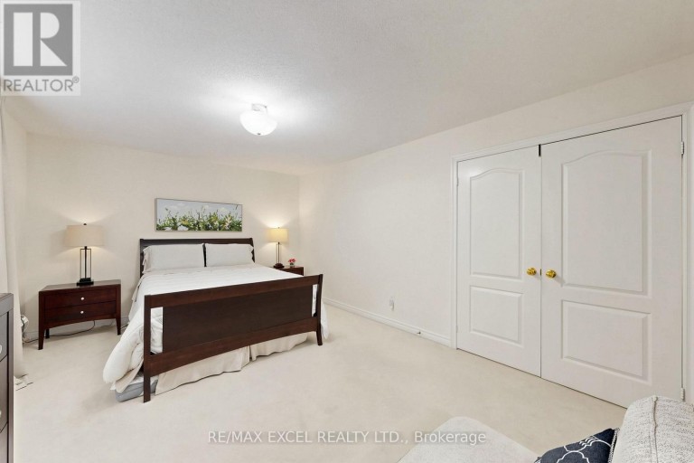8 HAMMERSLY BOULEVARD, Markham (Wismer), Ontario, L6E2A5