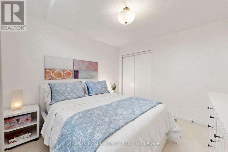 8 HAMMERSLY BOULEVARD, Markham (Wismer), Ontario, L6E2A5
