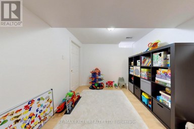 8 HAMMERSLY BOULEVARD Markham (Wismer) Ontario photo 42