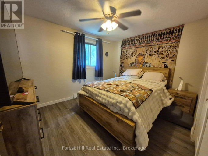 679 SIMCOE AVENUE W, Tay (Port McNicoll), Ontario, L0K1R0