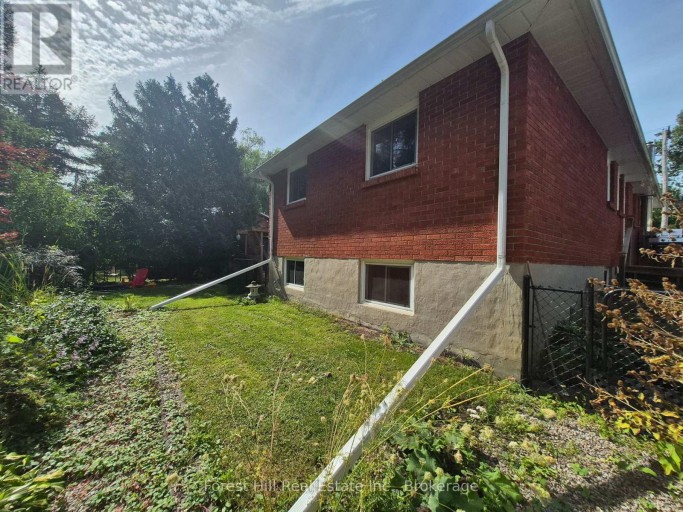 679 SIMCOE AVENUE W, Tay (Port McNicoll), Ontario, L0K1R0