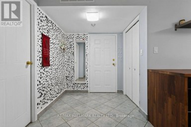 203 - 400 YORK BOULEVARD Hamilton (Strathcona) Ontario photo 4
