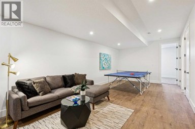 1527 29 Avenue SW Calgary Alberta photo 40