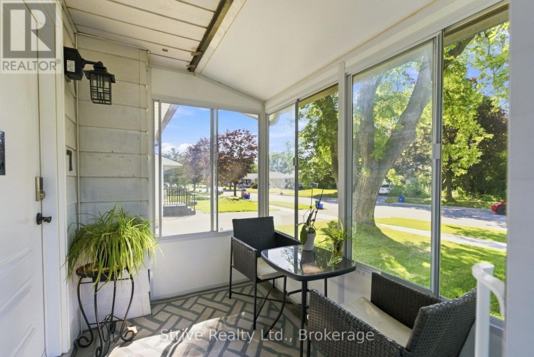 7 ADMIRAL ROAD, Ajax (South East), Ontario, L1S2N8