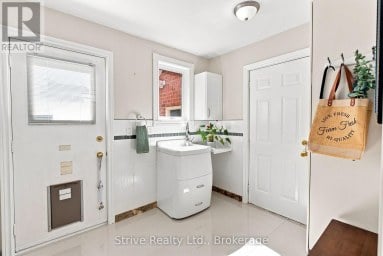 5 CARRIAGE LANE Clarington (Courtice) Ontario photo 17