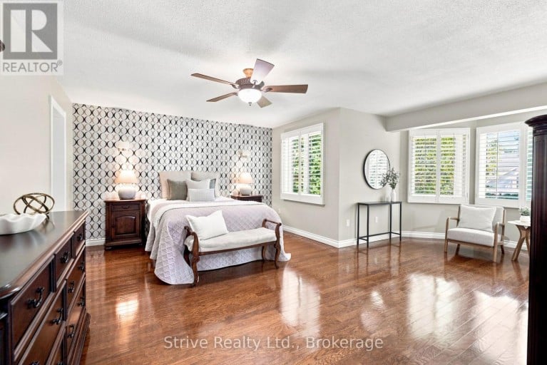 5 CARRIAGE LANE, Clarington (Courtice), Ontario, L1E1J9