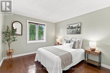 5 CARRIAGE LANE Clarington (Courtice) Ontario photo 24