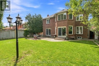5 CARRIAGE LANE Clarington (Courtice) Ontario photo 35