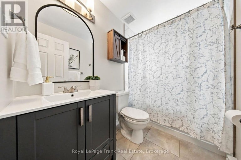 445 BAY STREET, Scugog (Port Perry), Ontario, L9L1M7