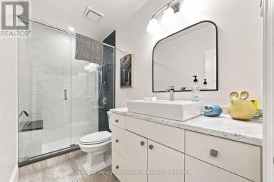 220 CHARLES STREET Belleville (Belleville Ward) Ontario photo 26