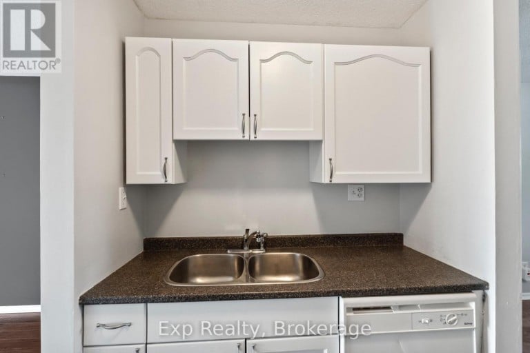 18 - 73 LYWOOD STREET, Belleville (Thurlow Ward), Ontario, K0K1K0