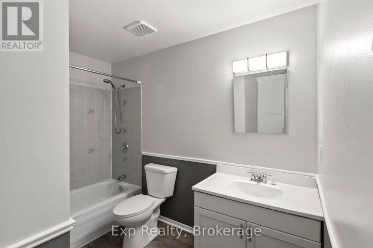 18 - 73 LYWOOD STREET, Belleville (Thurlow Ward), Ontario, K0K1K0