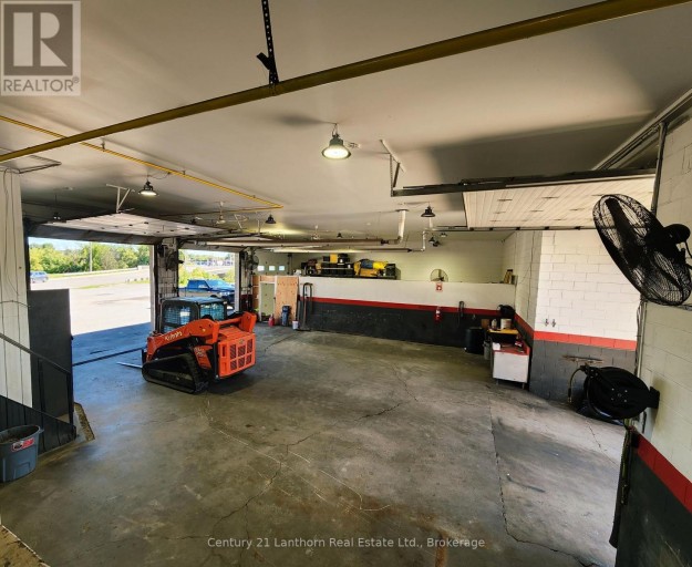 125 COLLEGE STREET E, Belleville (Belleville Ward), Ontario, K8P5A2