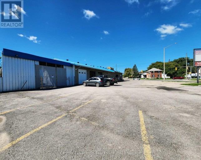 125 COLLEGE STREET E, Belleville (Belleville Ward), Ontario, K8P5A2