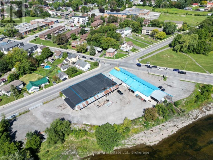 125 COLLEGE STREET E, Belleville (Belleville Ward), Ontario, K8P5A2