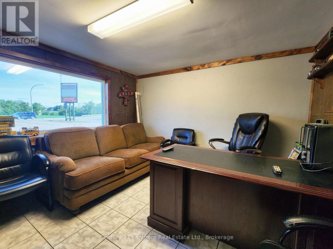 125 COLLEGE STREET E, Belleville (Belleville Ward), Ontario, K8P5A2
