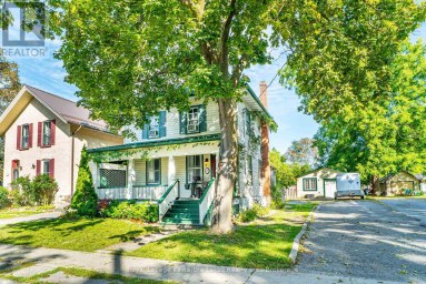 18 MELBOURNE STREET W Kawartha Lakes (Lindsay) Ontario photo 1