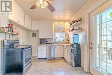 18 MELBOURNE STREET W Kawartha Lakes (Lindsay) Ontario photo 19