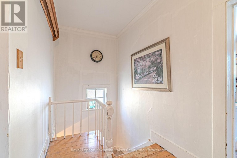 18 MELBOURNE STREET W, Kawartha Lakes (Lindsay), Ontario, K9V2S6