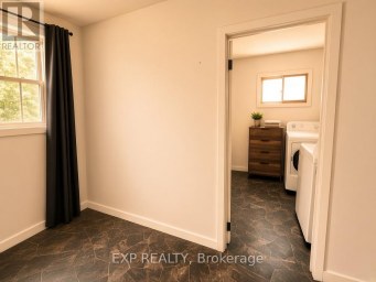 155 NORTH STREET Southwest Middlesex (Glencoe) Ontario photo 11