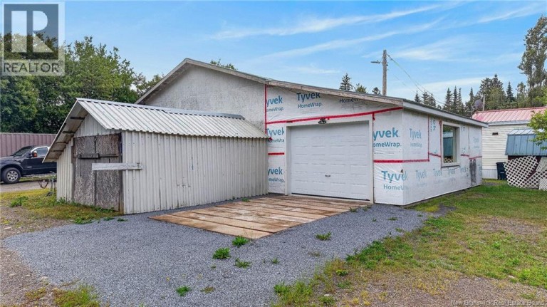 5017 Route 127, Chamcook, New Brunswick, E5B2Z9