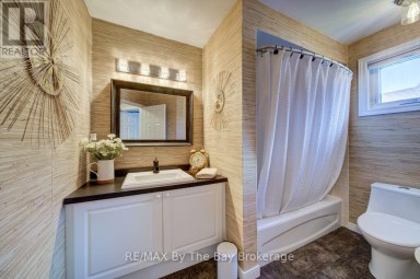 9 CRANBERRY HEIGHTS Wasaga Beach Ontario photo 19
