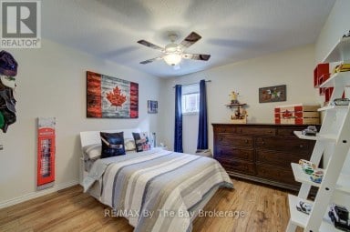9 CRANBERRY HEIGHTS Wasaga Beach Ontario photo 23