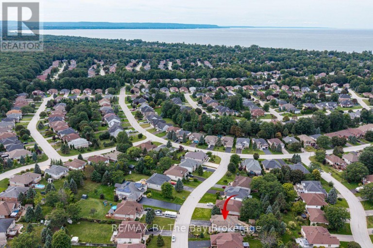 9 CRANBERRY HEIGHTS, Wasaga Beach, Ontario, L9Z1M9