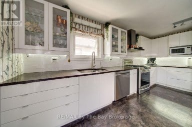 9 CRANBERRY HEIGHTS Wasaga Beach Ontario photo 9