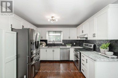 7 COLES COURT Wasaga Beach Ontario photo 13
