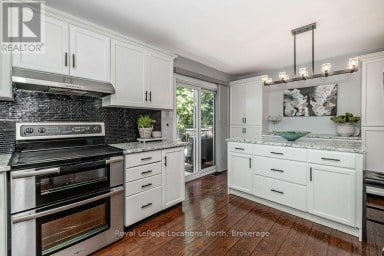 7 COLES COURT Wasaga Beach Ontario photo 17