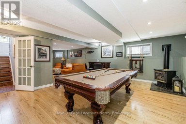 7 COLES COURT Wasaga Beach Ontario photo 27