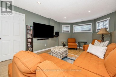 7 COLES COURT Wasaga Beach Ontario photo 30