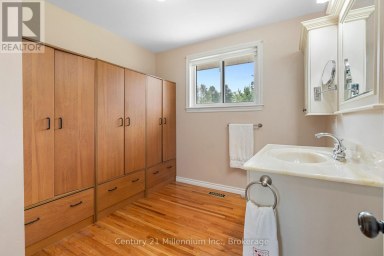 466 7TH AVENUE E Owen Sound Ontario photo 23